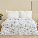 Karaca Home Sarah Anderson Marisa Doppelbett Tagesdecke Blau
