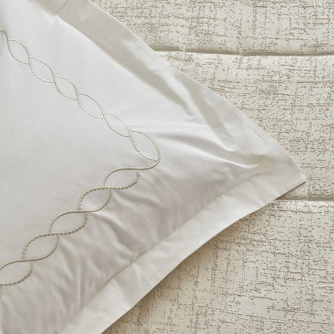 Karaca Home Bride Coll Daphne 10-teiliges Hochzeitsett Ecru