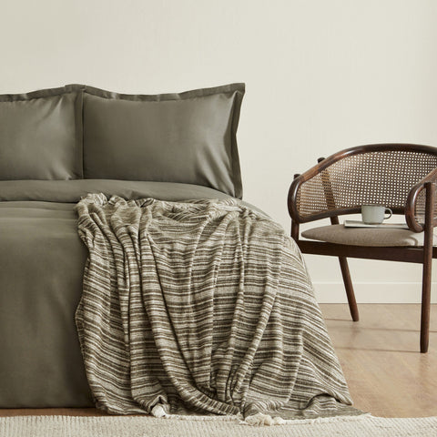 Karaca Home Weena doppelbett krepp bettbezug jacquard tagesdecke set grün