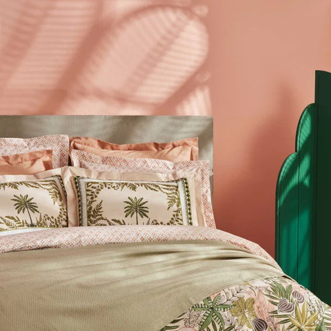 Karaca Home Afzelia Doppelbett Percale Bettwäsche mit Geschenk-Plaid Set in Pudra