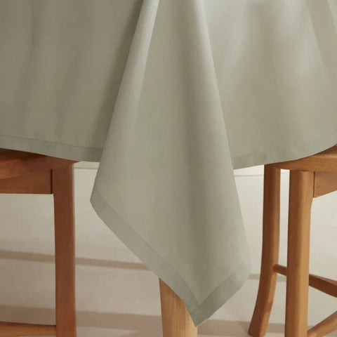 Karaca Home Belle Pflegeleichte Tischdecke Salbei
