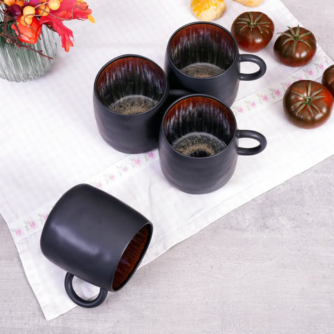 Karaca Black Galactic Reactive 4 teilig Tassen-Set