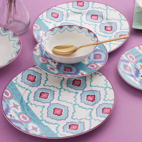 Karaca Chevron 24-teiliges Porzellan Tafelservice-Set für 6 Personen