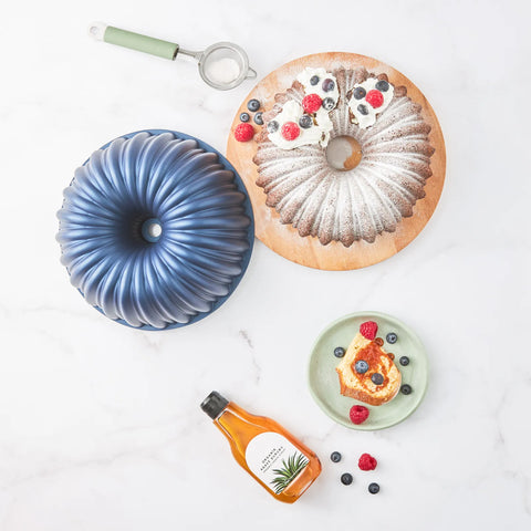 Karaca Cake Pro Sliced Dunkelblau Gusskuchenform