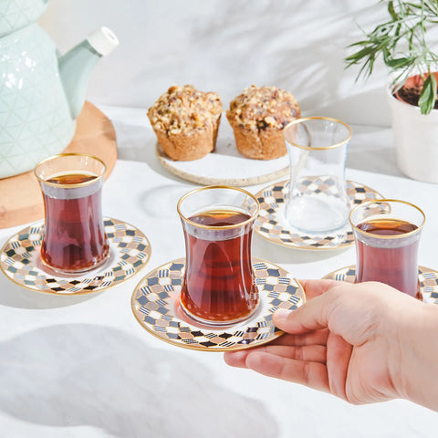Karaca Hasır 12-teiliges Teeset für 6 Personen