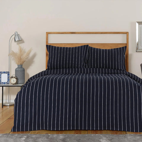 Karaca Home Vella Bettdecke für zwei Personen in dunkel Indigo