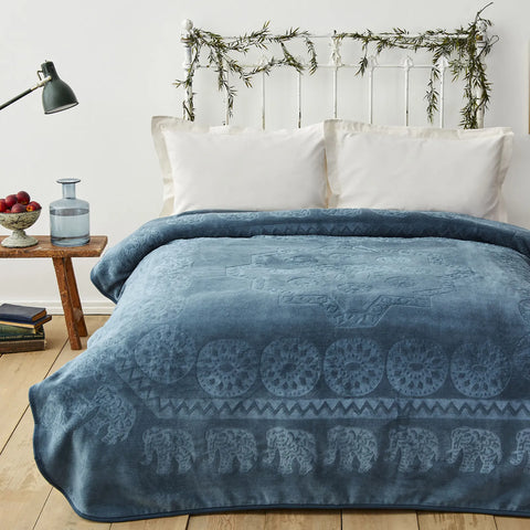 Karaca Home Elefant Petrol Double Soft Embosy Decke