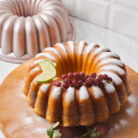 Karaca Lina Geschnittene Rosegold Gießen Kuchenform 25,5 cm