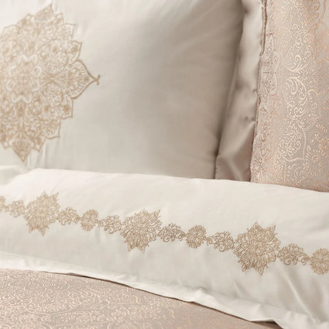 Karaca Home Maira 8-teiliges Hochzeitsset