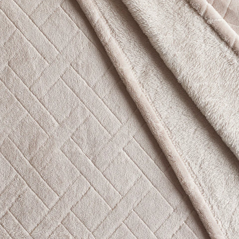 Karaca Elanor Flannel Emboss Wellsoft Doppel Decke, Elfenbein