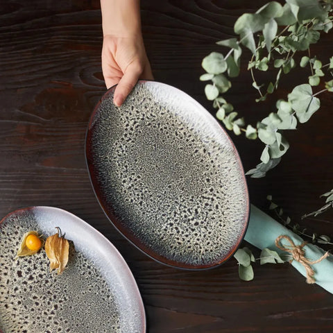 Karaca Galactic Reactive Glaze Servierteller Set, 2 Teilig, Medium, Schwarz 