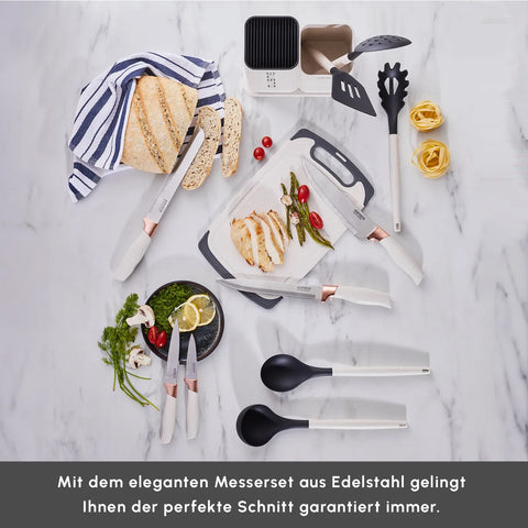Karaca Gusto 12-teiliges Messer-/Schneidebrett-Set in Creme