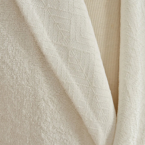 Karaca Home White Collection Lucia 4 Stück Familie Badezimmer Set Powder-White